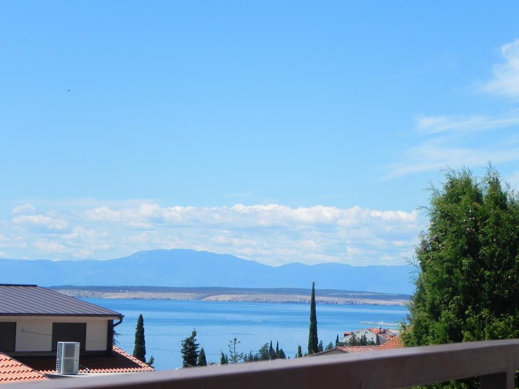 Apartments Katalenic Selce Oda fotoğraf